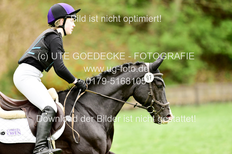 Stilgeländeritt-Kl-E-1-Abt-_123.jpg