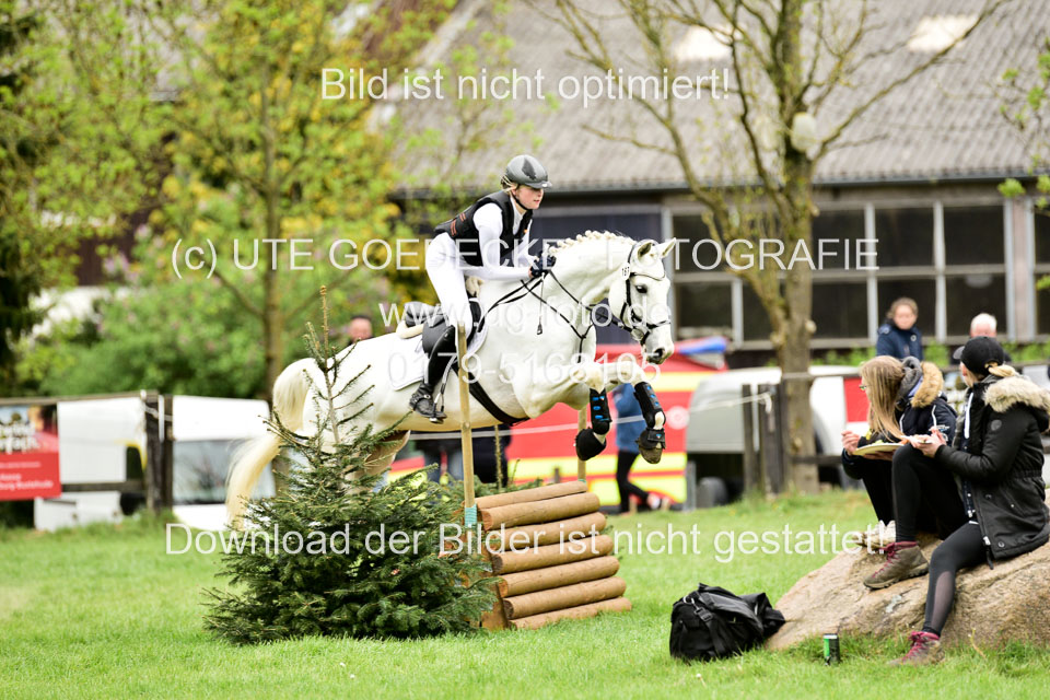Stilgeländeritt-Kl-E-1-Abt-_137.jpg