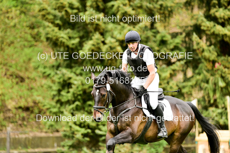 Stilgeländeritt-Kl-E-1-Abt-_285.jpg