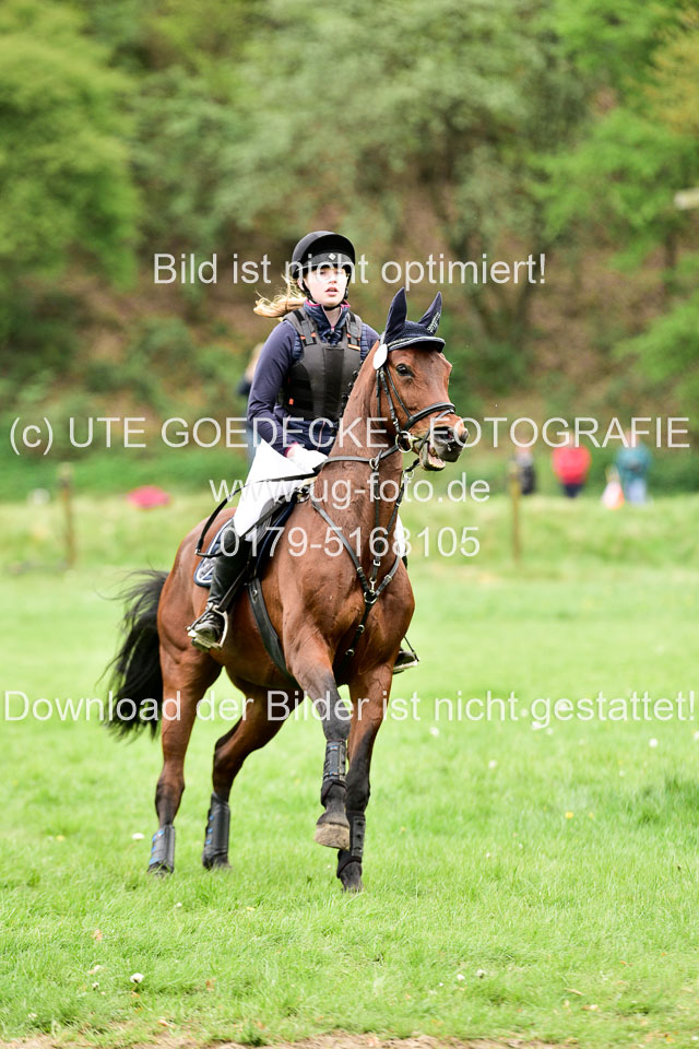 Stilgeländeritt-Kl-E-Abt-2_150.jpg
