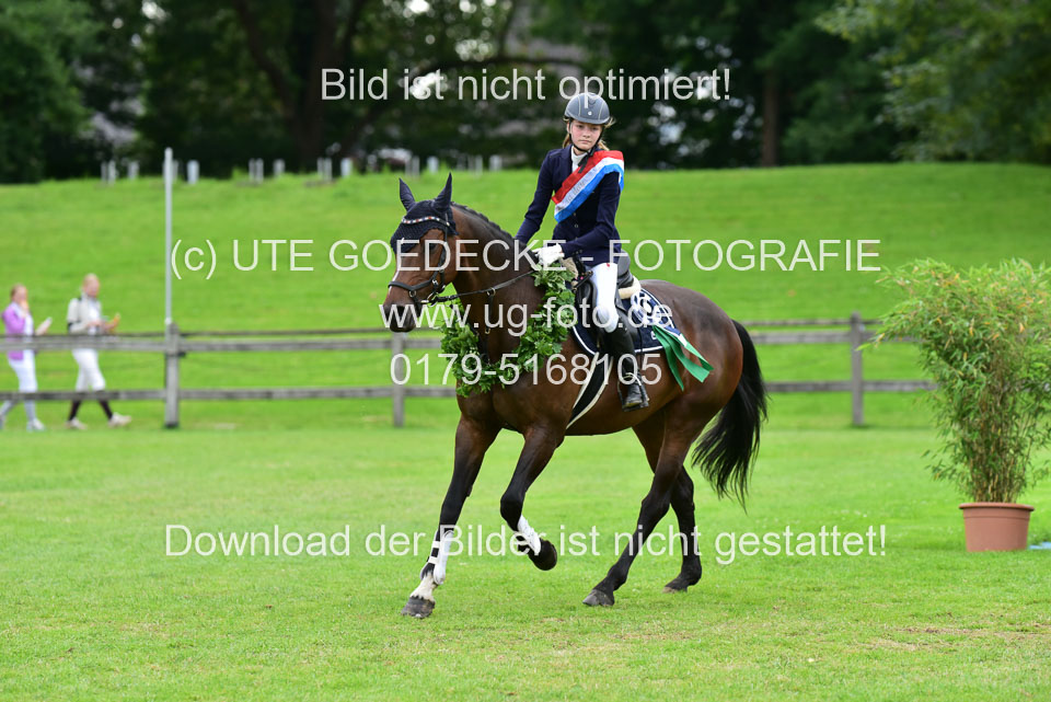 16062019---Kostümspringen-_001.jpg