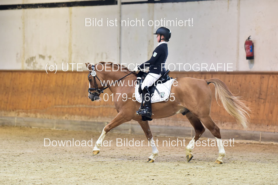 Baatz,-Janika---Double-O-Seven_03.jpg
