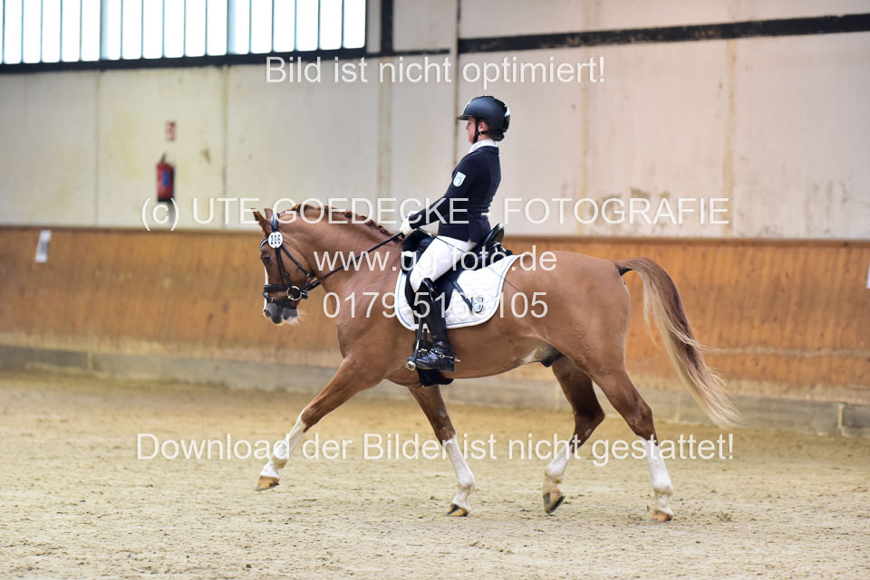 Baatz,-Janika---Double-O-Seven_04.jpg