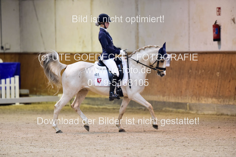 Gröning,-Ariane---Wilky-May_11.jpg