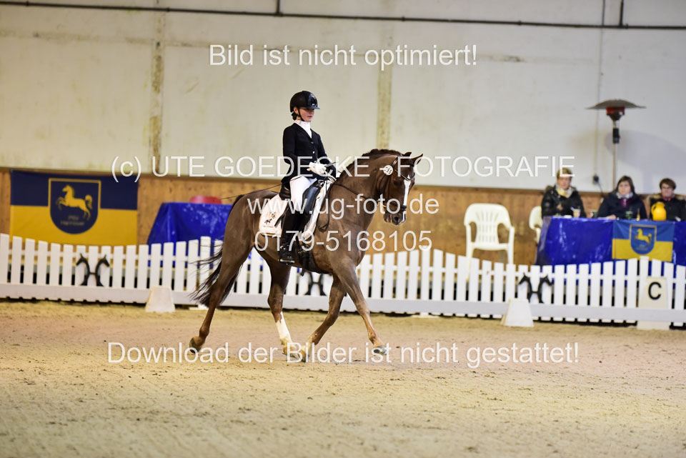 Schmitz-Heinen,-Julie-Sofie---Carlos_07.jpg
