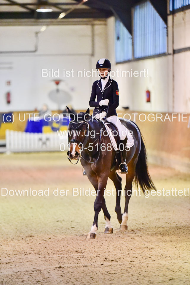 Moß,-Michelle---Dancing-Queen_1.jpg