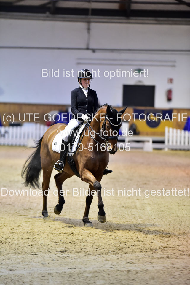 Weiß,-Stine---Harybo_03_1.jpg