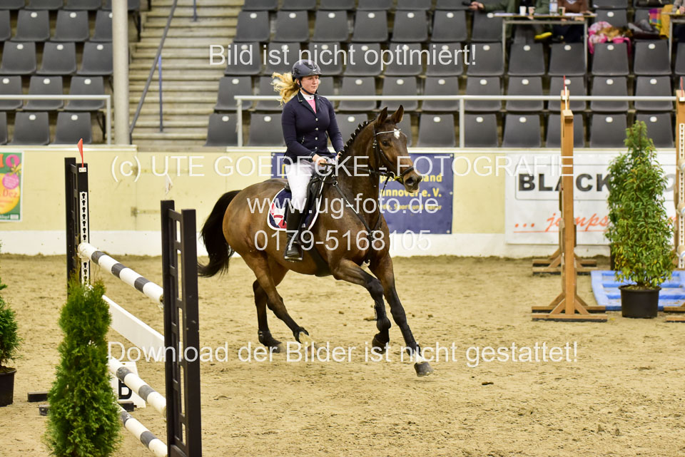 Ader,-Jolie-Marie---Carlotta_6.jpg
