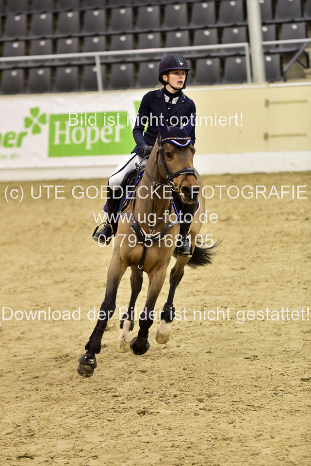 Klaewer,-Joy---Catina-M_6.jpg