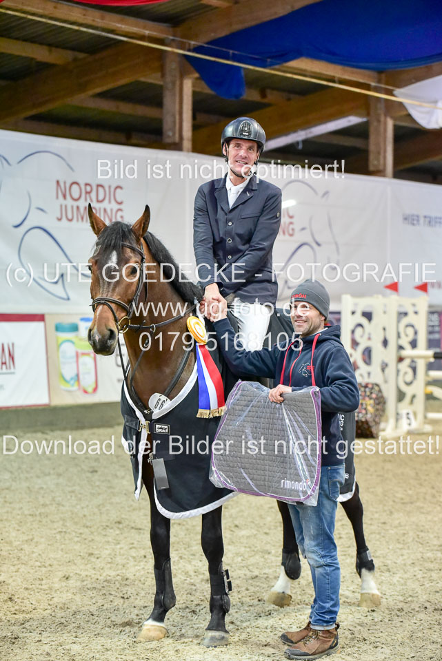 Prfg-Nr-3---Springpferde-L-_117.jpg