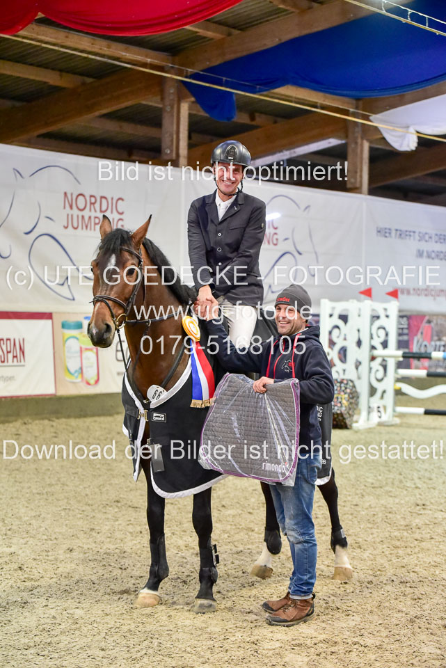 Prfg-Nr-3---Springpferde-L-_118.jpg