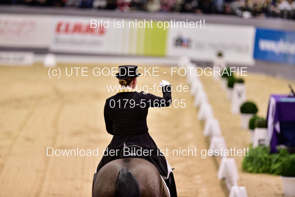 Werth,-Isabell---Weihegold-OLD_87.jpg