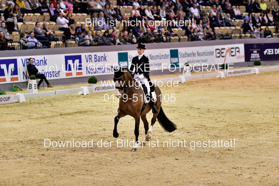Burfeind-,-Juliane---Devanto_19.jpg