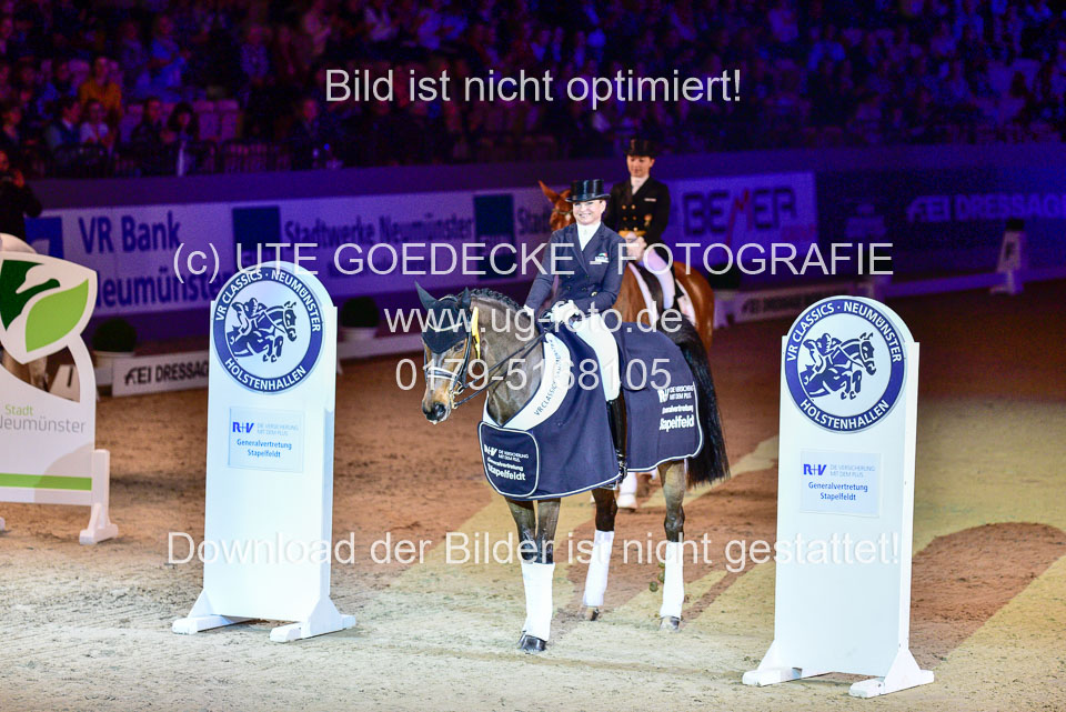 Schneider,-Dotothee---Pathetique-1-_2.jpg