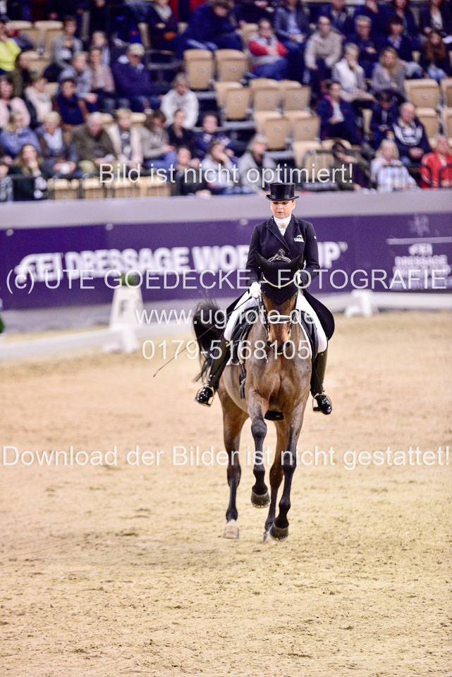 Schneider,-Dotothee---Pathetique_08.jpg