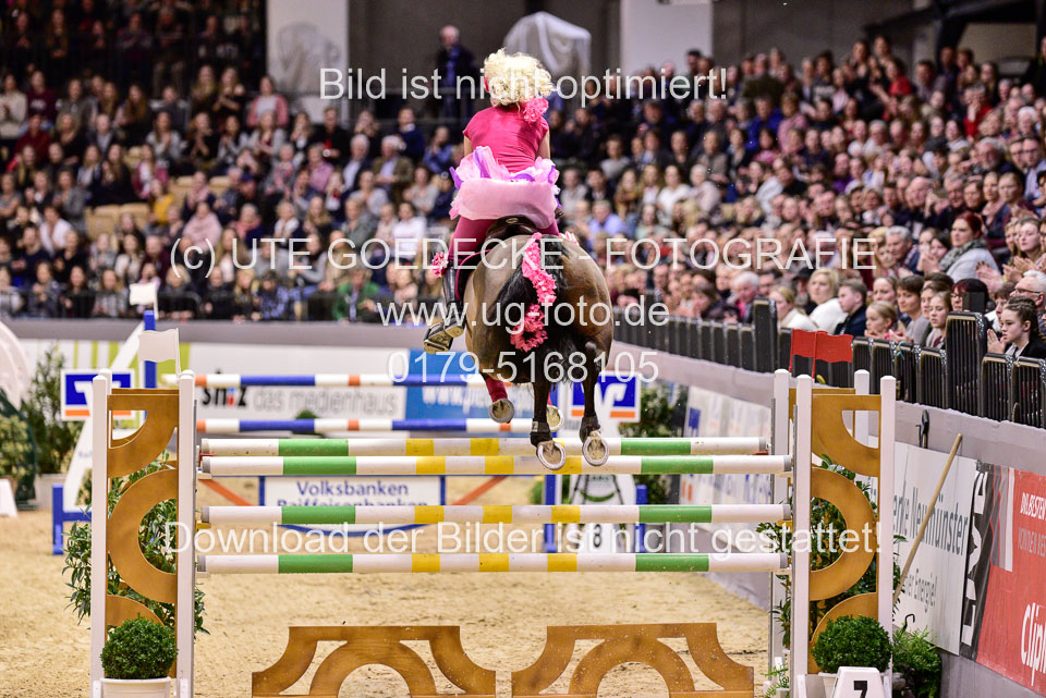 Tuschke,-Anne---Billie-Jean_14.jpg
