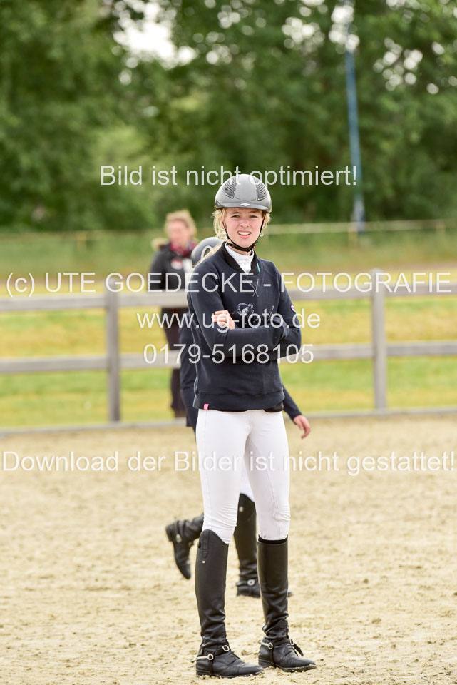 23-05-20---Springen-Kl-A---Jun_004.jpg