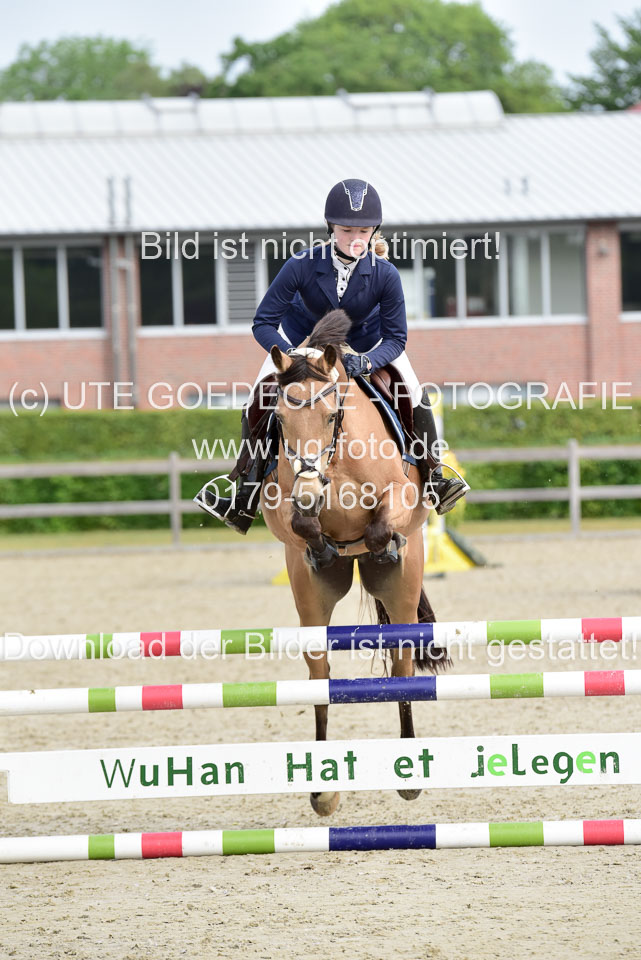 23-05-20---Springen-Kl-A---Jun_025.jpg