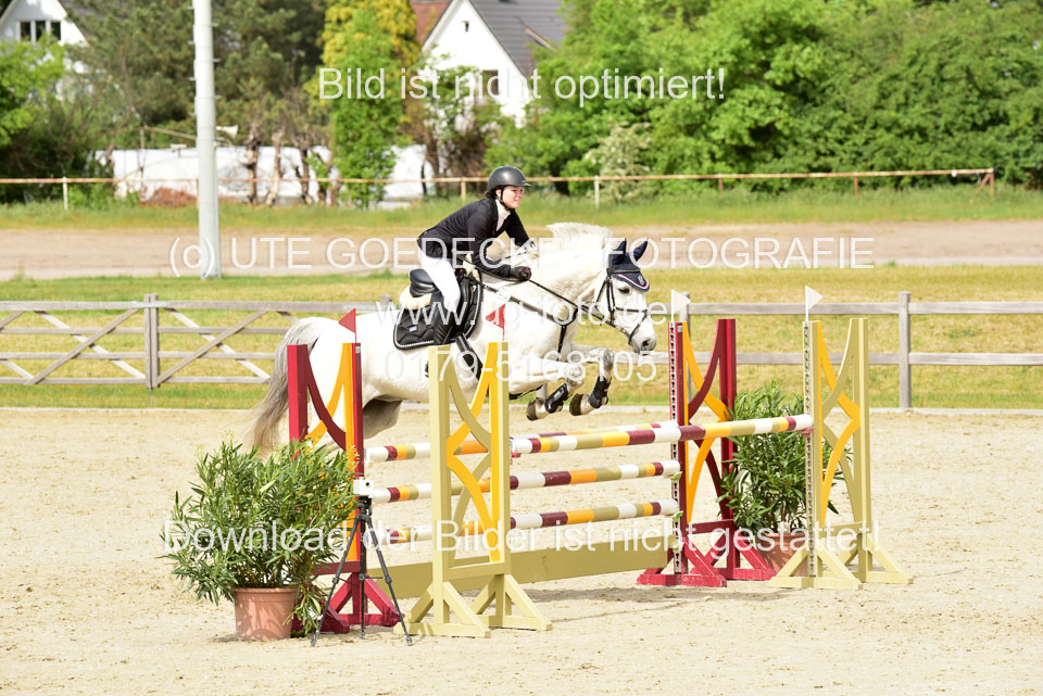 230520-Springen-Kl-L-bis-550-RLP_205.jpg