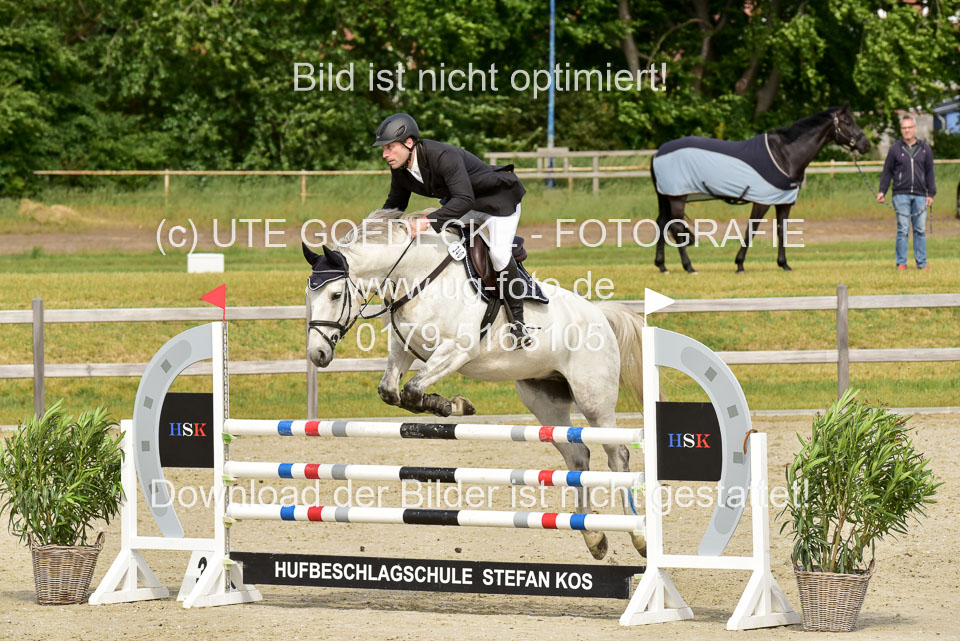230520-Springen-Kl-L-bis-550-RLP_291.jpg