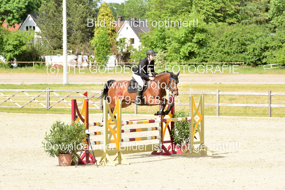 230520-Springen-Kl-L-bis-550-RLP_353.jpg