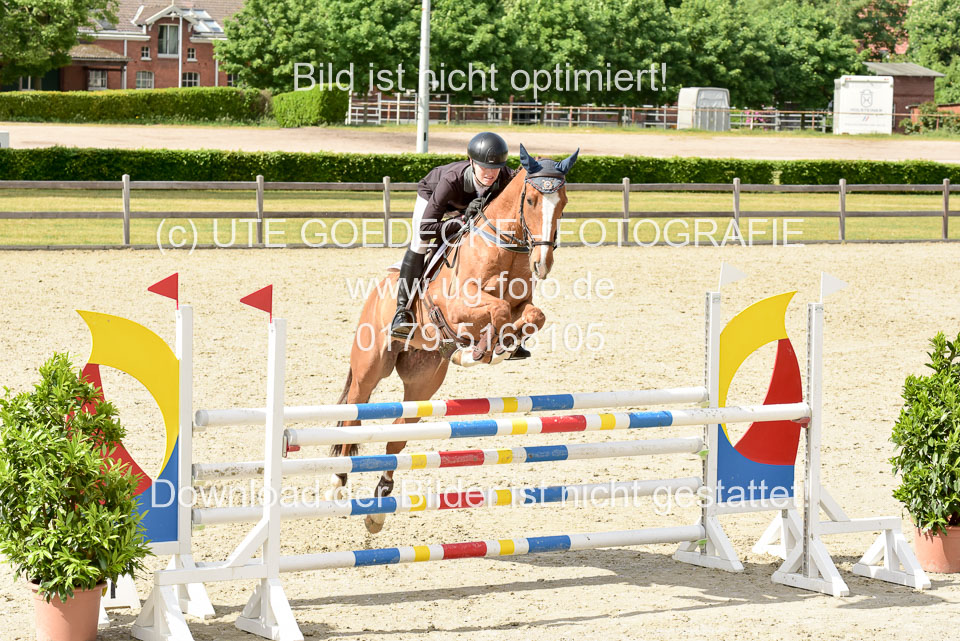 230520-Springen-Kl-L-bis-550-RLP_366.jpg