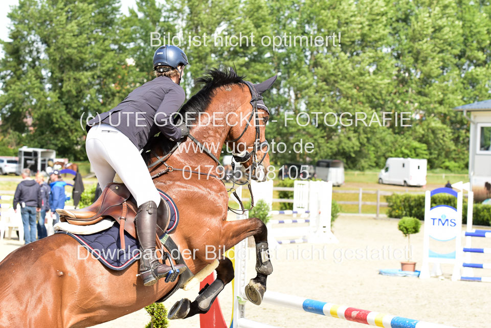 230520-Springen-Kl-L-bis-550-RLP_393.jpg