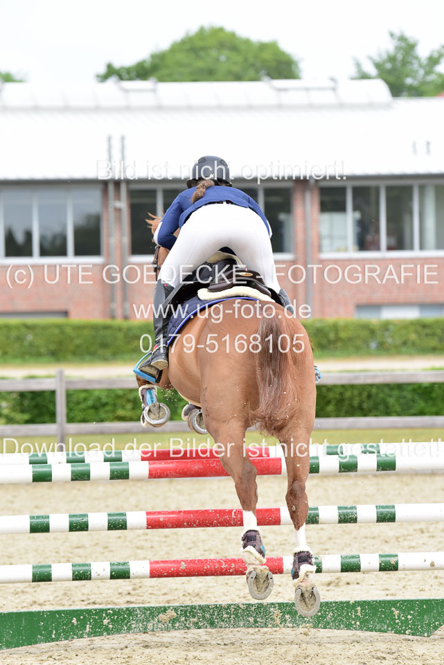 23-5-20-Stilspringen-Kl-A-JR--REI-_011.jpg