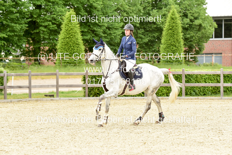 23-5-20-Stilspringen-Kl-A-JR--REI-_250.jpg