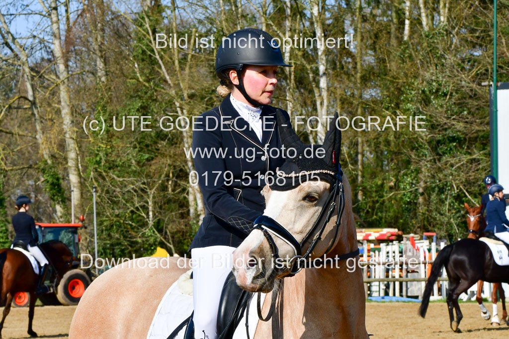 Reitsportzentrum Bremervörde | 160421 Dressurpf A_016
