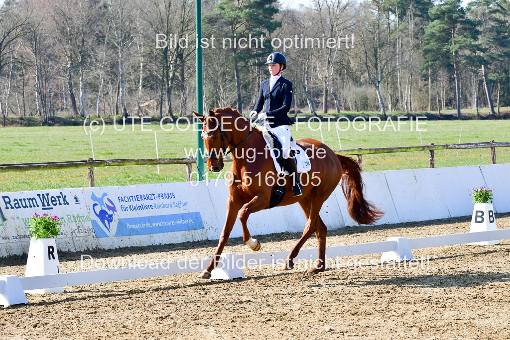 Reitsportzentrum Bremervörde | 160421 Dressurpf A_073