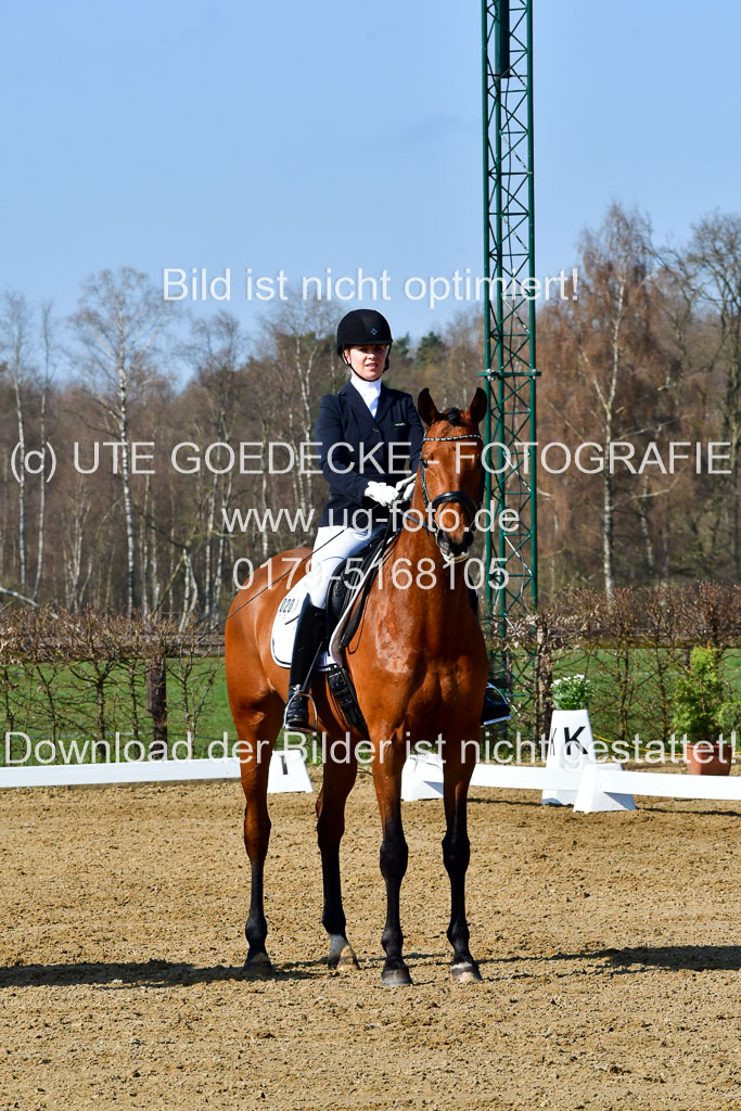 Reitsportzentrum Bremervörde | 160421 Dressurpf A_083