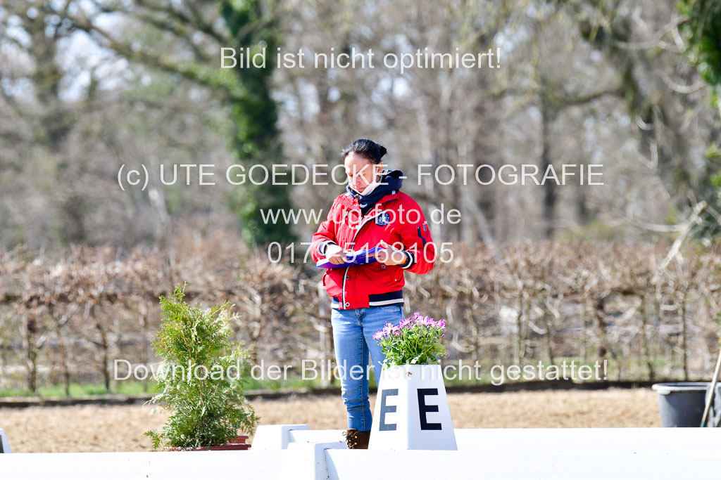 Reitsportzentrum Bremervörde | 160421Dressurpony A_102