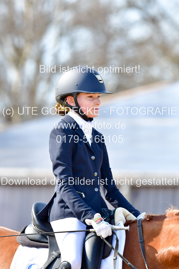 Reitsportzentrum Bremervörde | 160421Dressurpony L_46