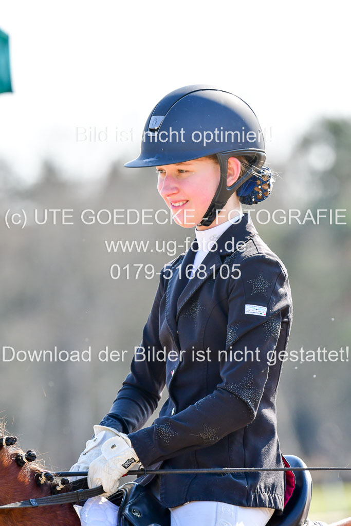 Reitsportzentrum Bremervörde | 160421Dressurpony L_66