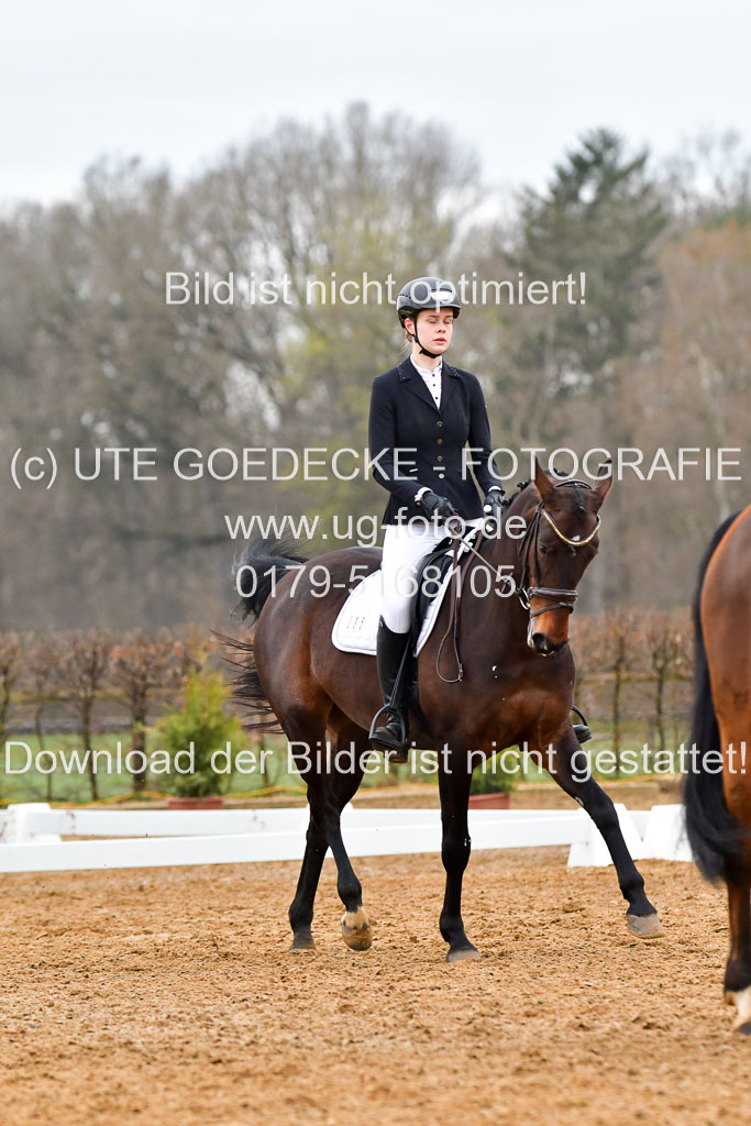 Reitsportzentrum Bremervörde | 170421 Dressurreiter A_194