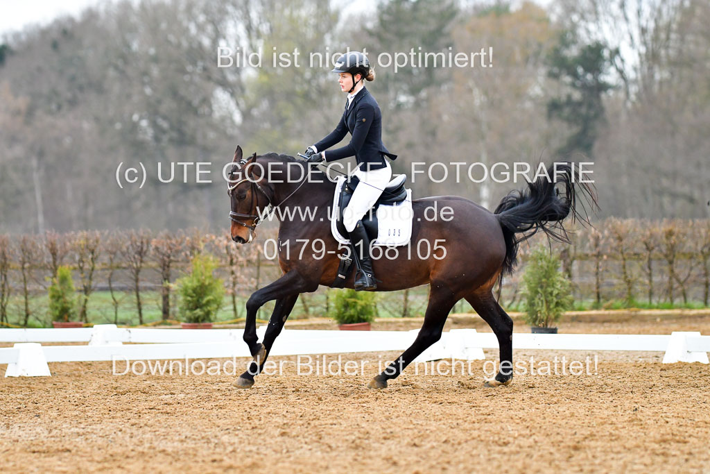 Reitsportzentrum Bremervörde | 170421 Dressurreiter A_204 