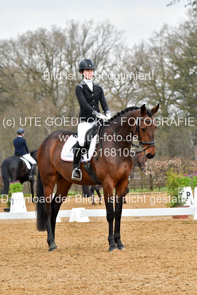 Reitsportzentrum Bremervörde | 170421 Dressurreiter A_306 