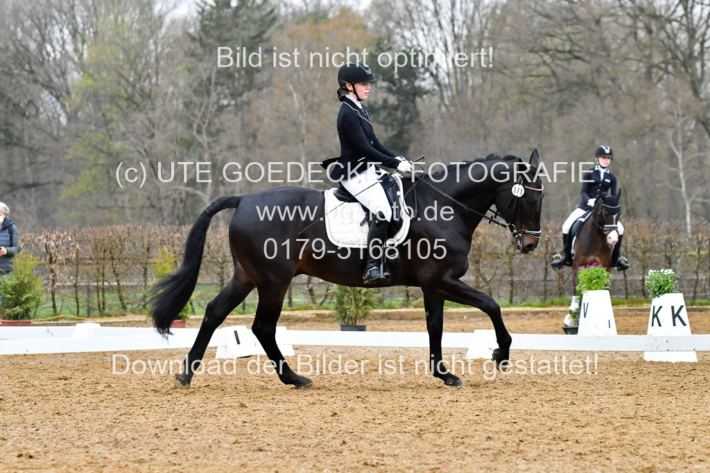 Reitsportzentrum Bremervörde | 170421 Dressurreiter A_325 