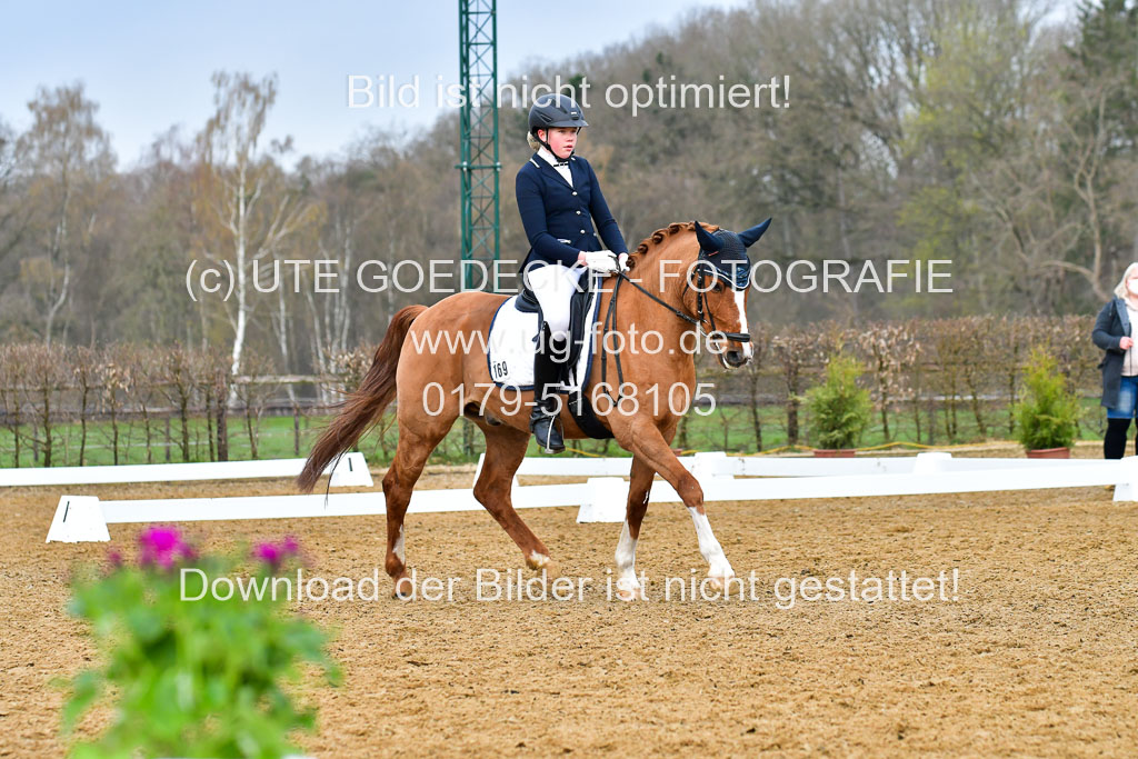 Reitsportzentrum Bremervörde | 170421 Dressurreiter A_397