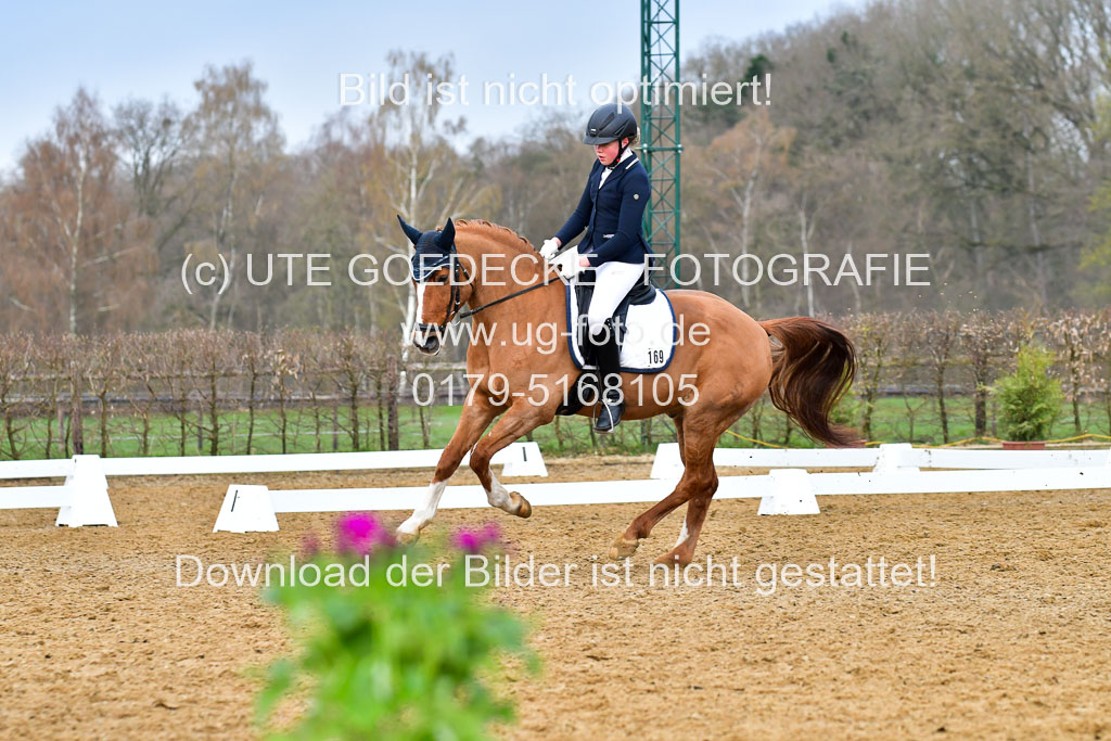 Reitsportzentrum Bremervörde | 170421 Dressurreiter A_406 