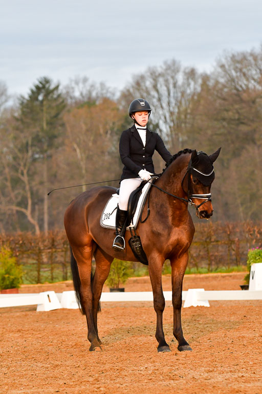 Reitsportzentrum Bremervörde | 170421 Dressurreiter A_049 