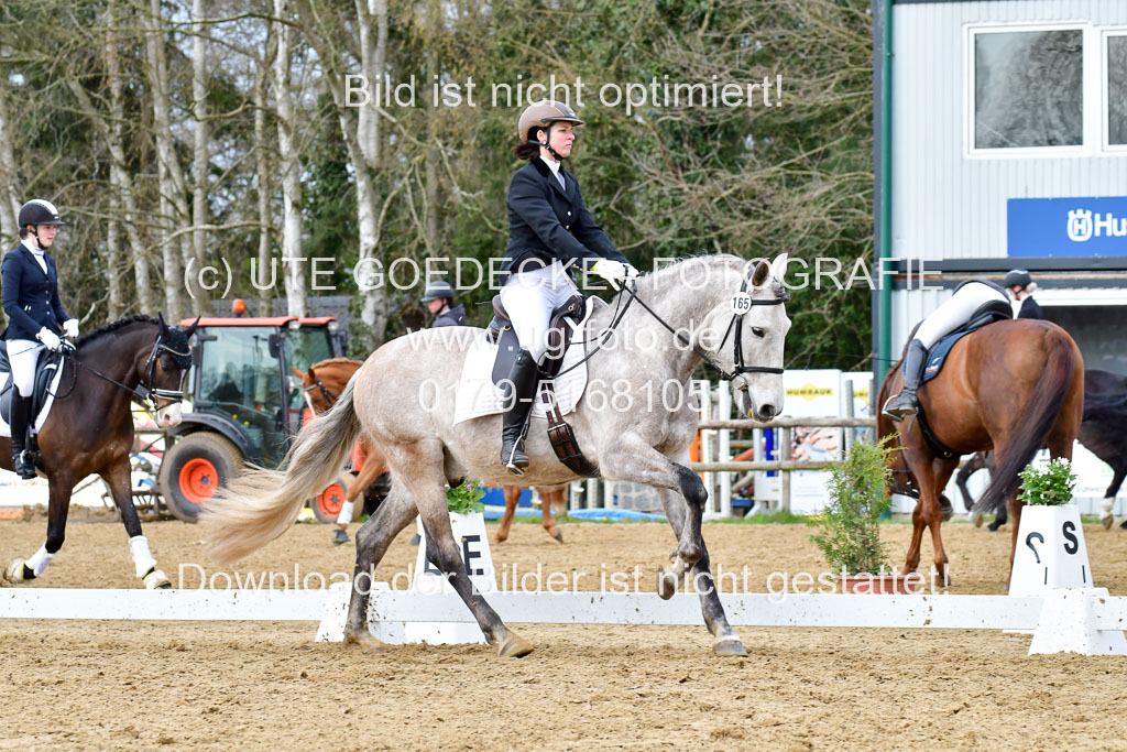 Reitsportzentrum Bremervörde | 170421 Dressurreiter L_375