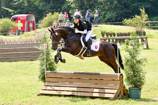 Goldene Schärpe 2021  in Münster Handorf | 03072021 -  Gelände 2   _0423 