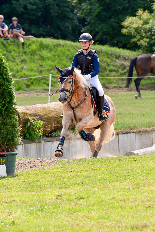 Goldene Schärpe 2021  in Münster Handorf | 03072021 -  Gelände 2   _0487 