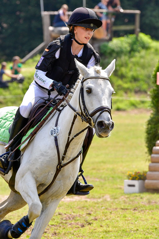 Goldene Schärpe 2021  in Münster Handorf | 03072021 -  Gelände 2   _0599 