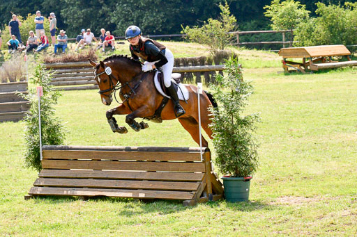 Goldene Schärpe 2021  in Münster Handorf | 03072021 -  Gelände 2   _0685 