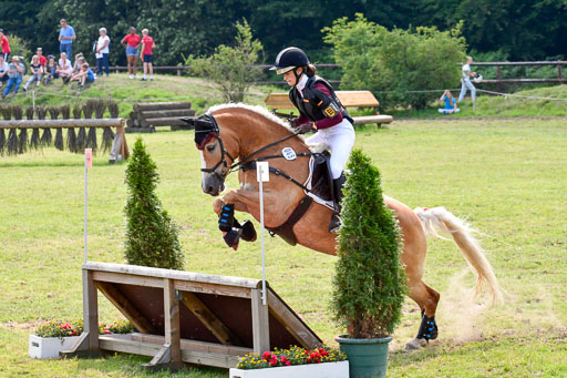Goldene Schärpe 2021  in Münster Handorf | 03072021 -  Gelände 2   _0842 