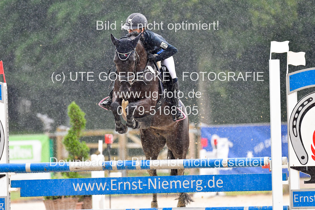Goldene Schärpe 2021  in Münster Handorf | 04072021 - Springen 1 Abt_011 