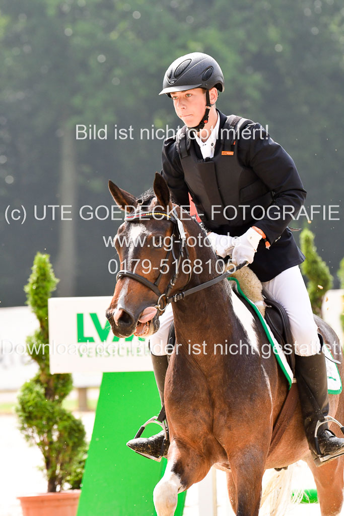 Goldene Schärpe 2021  in Münster Handorf | 04072021 - Springen 1 Abt_056 